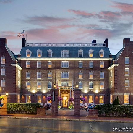 Hotel Viking Newport Kültér fotó